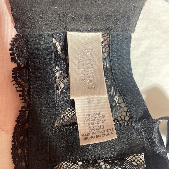 Victoria‘S Secret Non Padded Lace Bra Size 34DD - Picture 4 of 4